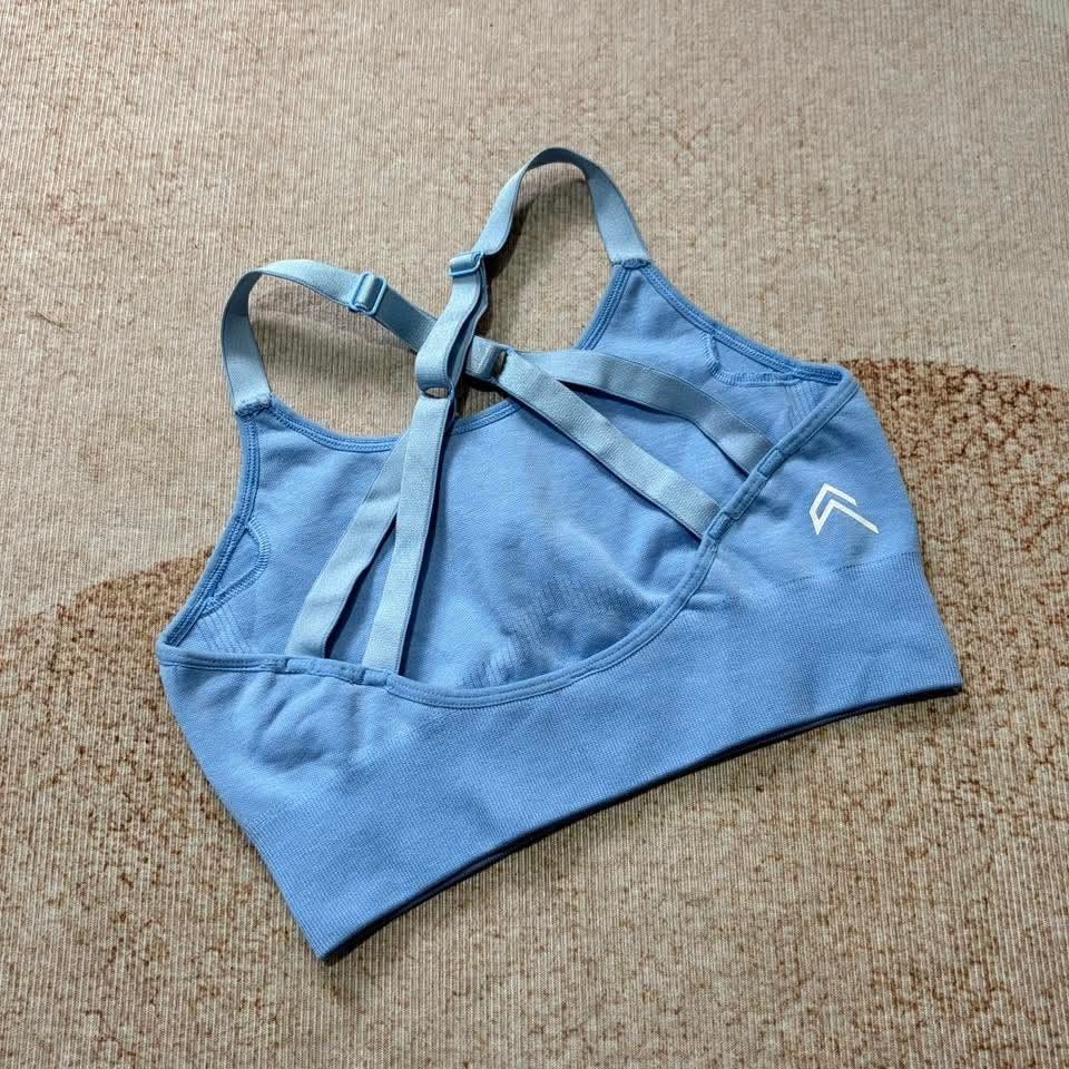 Oner active (Category: Activewear) located in Manila. Submitted by justin.jeyeneyshop (Listing ID 1469892867, Image 2). Description: .