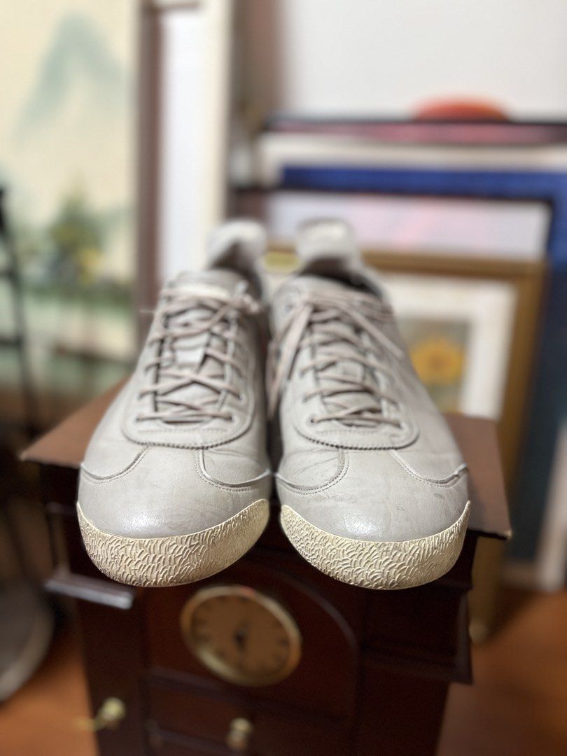 Onitsuka Tiger Mexico 66 SD Slip-On (Category: Sneakers) located in Quezon City. Submitted by se2ndlookph (Listing ID 1469829672, Image 3). Description: FOR SALE: Onitsuka Tiger Mexico 66 SD Slip-On (Premium Moonrock Gray) * Price: ₱4,500 (Slightly negotiable for fast buyers) * Size: US Men’s 10.5 / EURO 44.5 / 28.25 CM * Condition: 8.5/10 (Gently used pre-owned condition. Clean insoles, crisp interior lining, premium perforated stripes, and mino