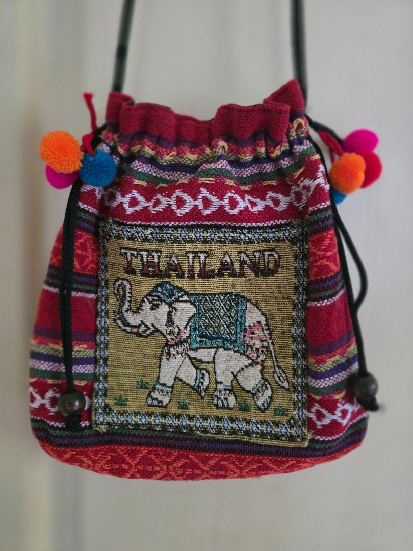 Original bangkok bag (Category: Cross-body Bags) located in Cavite. Submitted by rydes_clo (Listing ID 1469763749, Image 1). Description: originally bought in bangkok thailand.