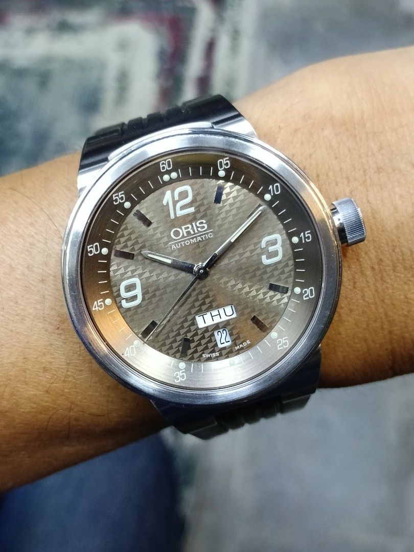 Oris Williams F1 Team Day Date Automatic, Men's Fashion, Watches ...