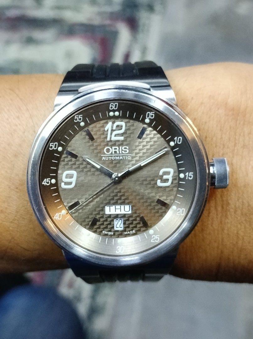 Oris Williams F1 Team Day Date Automatic, Men's Fashion, Watches ...