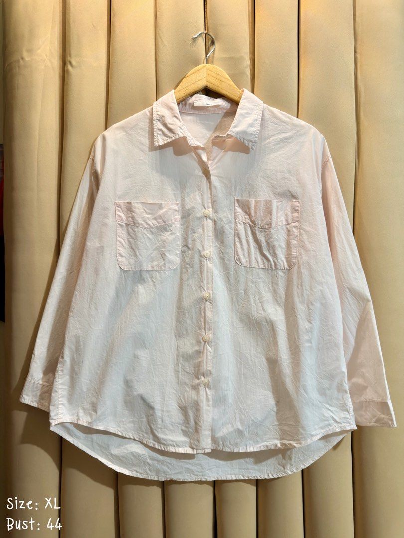 OVERSIZED LONGSLEEVE SHIRT (Category: Longsleeves) located in Manila. Submitted by glamstylemnl (Listing ID 1469912821, Image 1). Description: ♡ SIZE: XL ♡ BUST: 44 ♡ Swipe left to see the actual color & details ♡ dual chest patch pockets, curved hem ♡ HQ • 10/10 ♡ Ready to wear 👚.