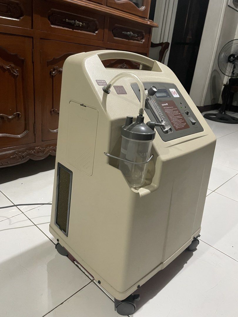 Oxygen Concentrator Yuwell (Category: Medical Supplies & Tools) located in Quezon City. Submitted by rondignasen (Listing ID 1469865952, Image 2). Description: FOR SALE!!! Yuwell Oxygen Concentrator 5 LPM Used for 1 month only; well kept Filters may need replacement Overall good working condition Price is slightly negotiable for sure buyer Item is located in Sampaloc, Manila Pick-up at office for item testing Payment thru Gcash.