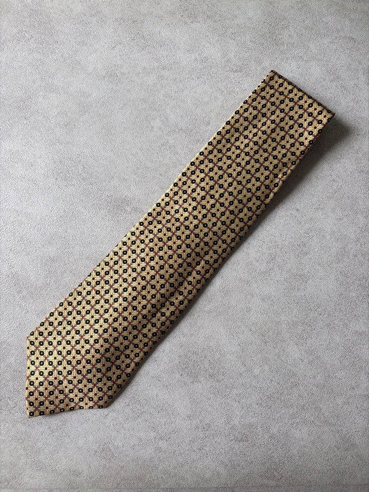 Pashi Koji Necktie (Category: Ties) located in Pasig City. Submitted by chamoisee (Listing ID 1469785373, Image 1). Description: Pashi Koji Necktie.