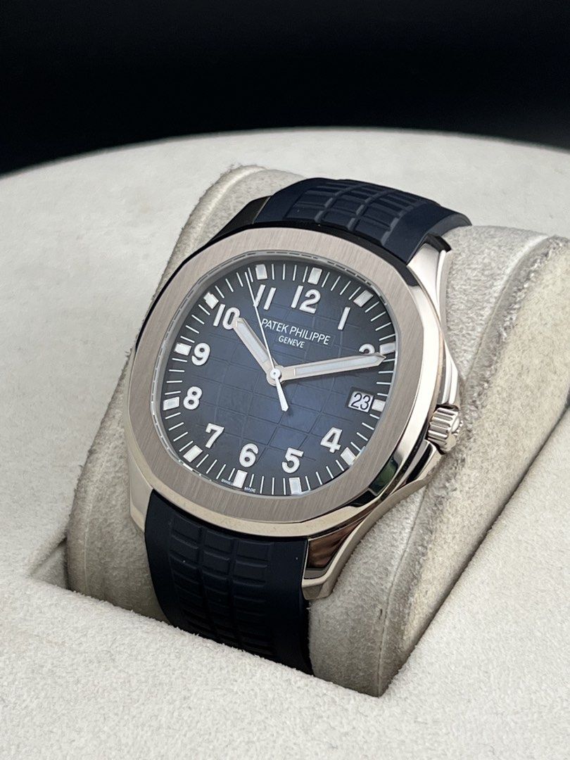 Patek Philippe Aquanaut 42mm 2020 (Category: Luxury Watches) located in Makati City. Submitted by tpx.ph (Listing ID 1469893613, Image 1). Description: Patek Philippe Aquanaut 2020 5.950M Cash Price 5168G Good Condition Complete Set.