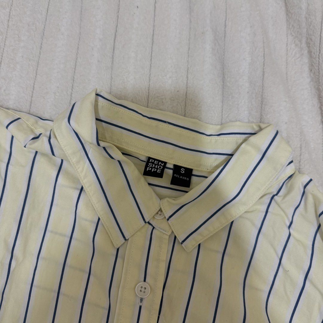 Penshoppe Buttondown (Category: Longsleeves) located in Mambusao. Submitted by mslvlprd (Listing ID 1469862528, Image 3). Description: - used twice.