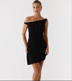 (Category: ) located in . Submitted by thriftchic_ (Listing ID 1469855009, Image 1). Description: .