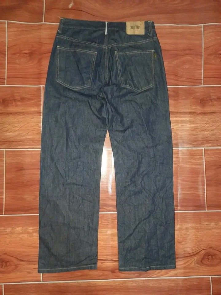 PHILOGRAM MEN'S SELVEDGE (Category: Jeans) located in Mandaue City. Submitted by indayftjesiediva (Listing ID 1469793296, Image 3). Description: PHILOGRAM MEN'S SELVEDGE BAGGY PANTS WAISTLINE 30-31 LENGHT 40 HEM 9 GOOD AS NEW NO ISSUE MINE 1K + SF ONLY 🔥 DM IF INTERESTED 📩.