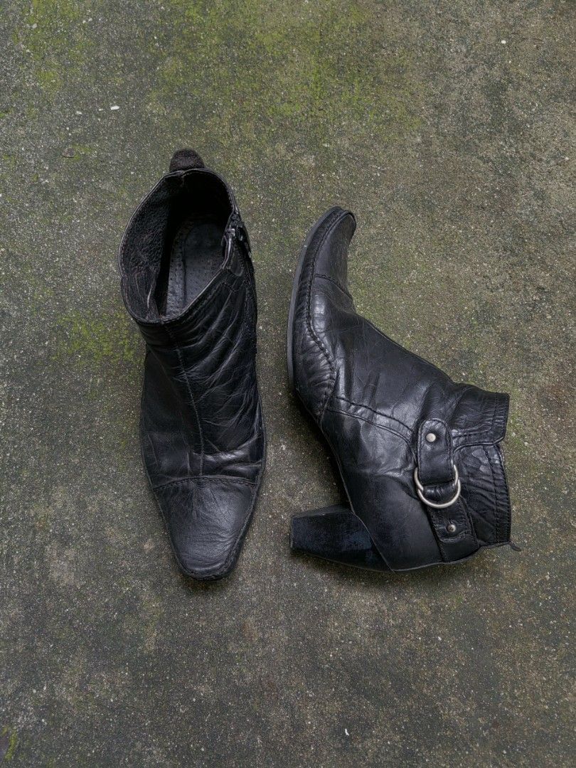 Pierre Bianchi Harness Heeled Boots (Category: Boots) located in Taguig. Submitted by xurocurations (Listing ID 1469778140, Image 1). Description: Fits 39-40 Euro Heel Height: 7.5Cm/2.8 Inches Outsole: 27cm.