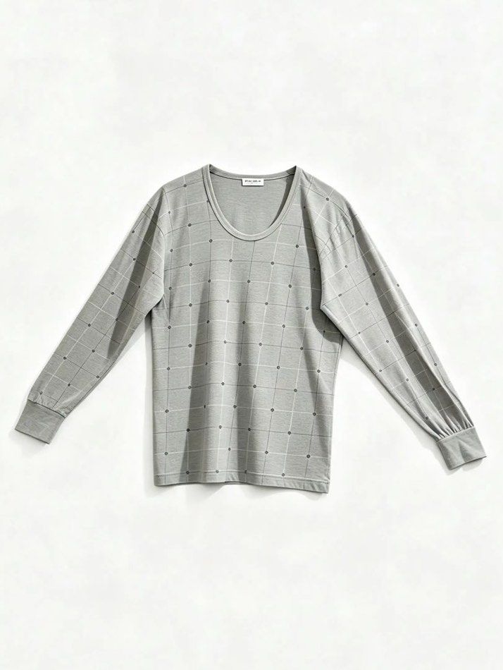 PIERRE CARDIN (Category: Tshirts & Polo Shirts ) located in Davao. Submitted by sart0ria85 (Listing ID 1469778698, Image 1). Description: A pearl gray pullover with tiny geometric line patterns. 67%COTTON 33%POLYESTER MADE IN KOREA 🇰🇷 MEDIUM. Size 6 EXCELLENT CONDITION (90/100).