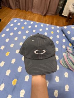 (Category: ) located in . Submitted by fashiontrend.my (Listing ID 1469865738, Image 1). Description: .