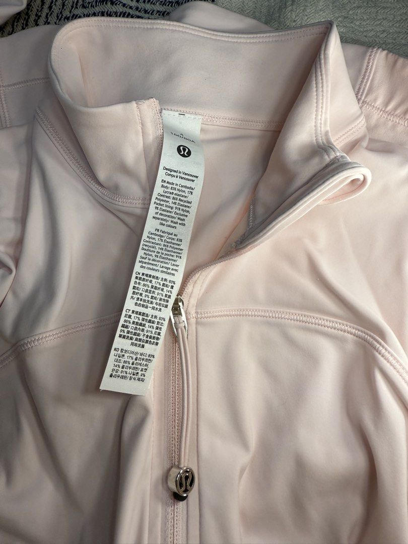 Pink Define Lululemon Tracksuit (Category: Activewear) located in Manila. Submitted by tuff.findz (Listing ID 1469903532, Image 3). Description: Authentic Lululemon. Bought in thailand (Negiotable).