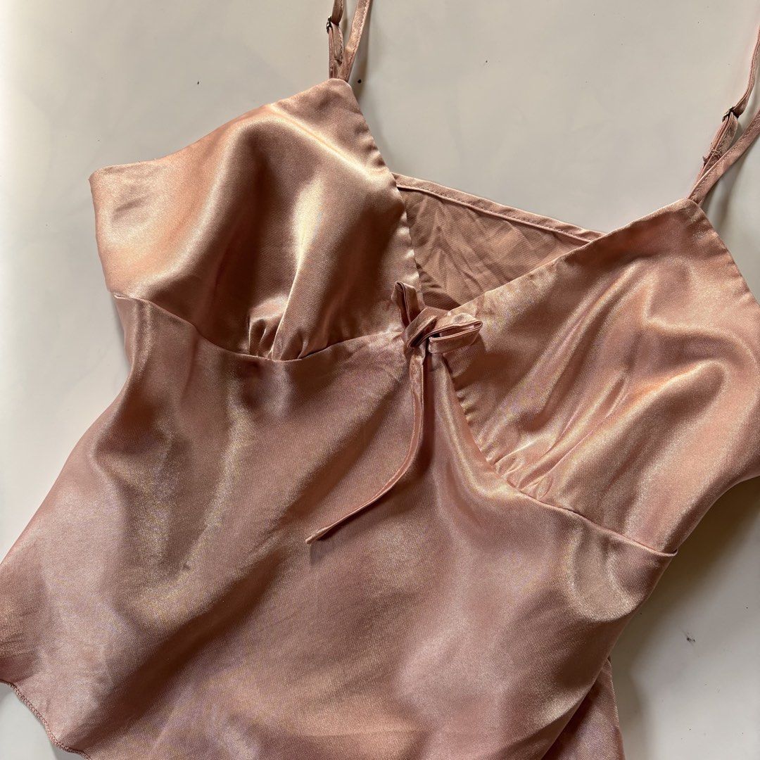 Pink satin bustier top (Category: Sleeveless) located in Quezon City. Submitted by kaelian_couture (Listing ID 1469862884, Image 2). Description: .