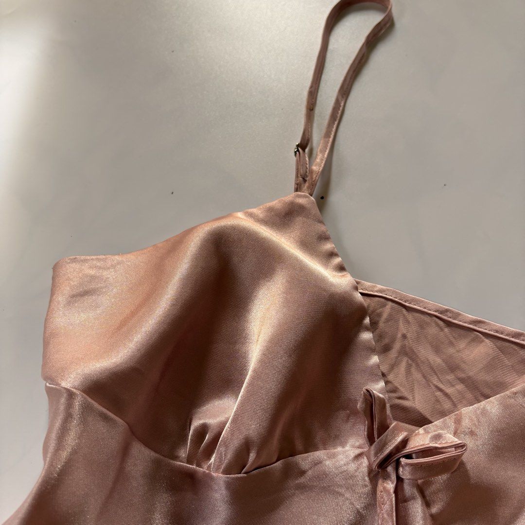 Pink satin bustier top (Category: Sleeveless) located in Quezon City. Submitted by kaelian_couture (Listing ID 1469862884, Image 3). Description: .