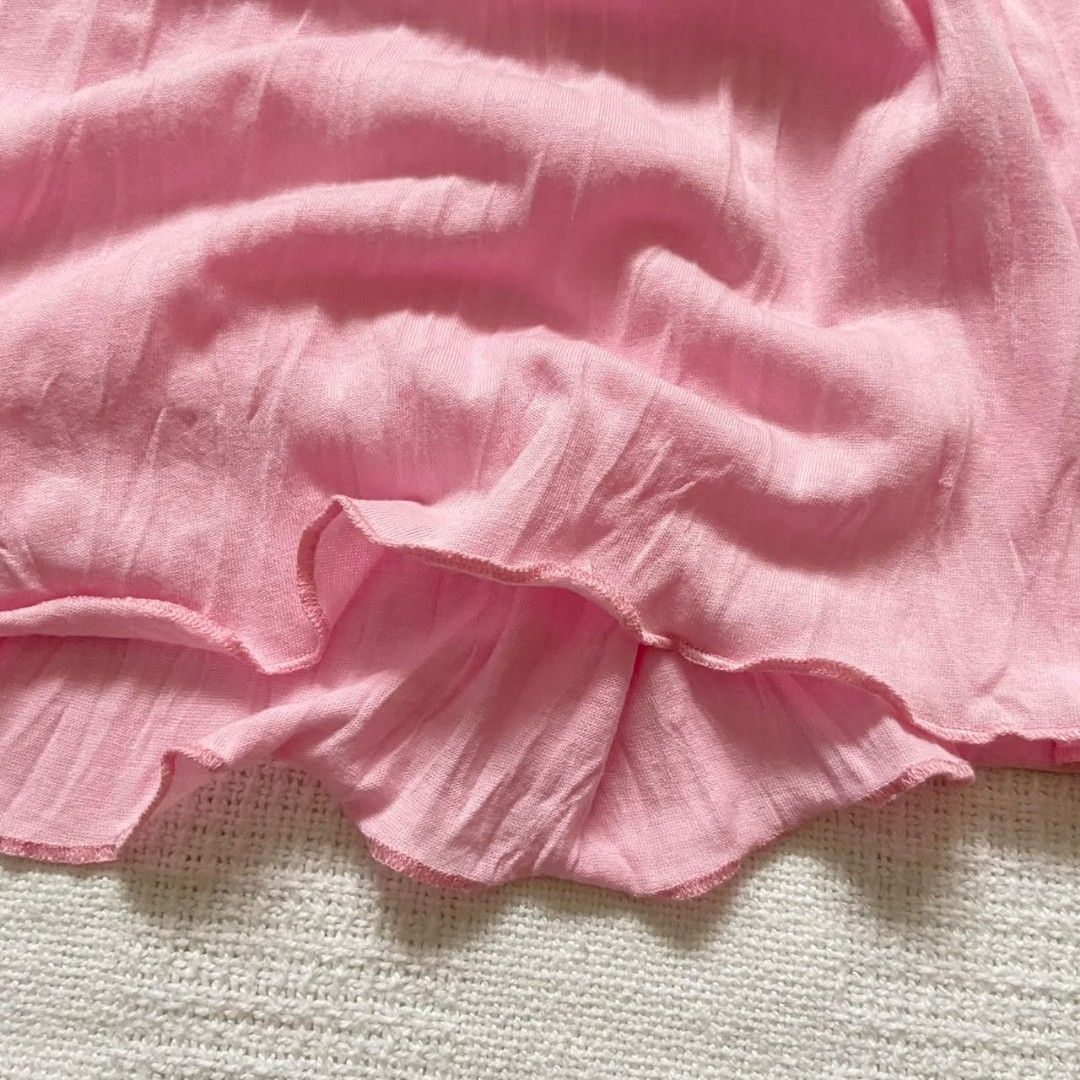 Pink textured lace flowy top (Category: Sleeveless) located in Rizal. Submitted by urkoala (Listing ID 1469882138, Image 3). Description: fits small.