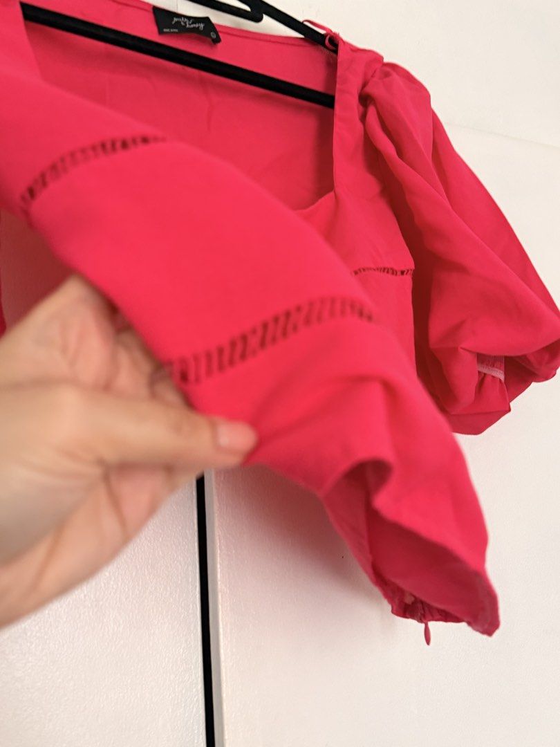 Pink Top (Category: Blouses) located in Cainta. Submitted by vnncassandra (Listing ID 1469873037, Image 3). Description: .