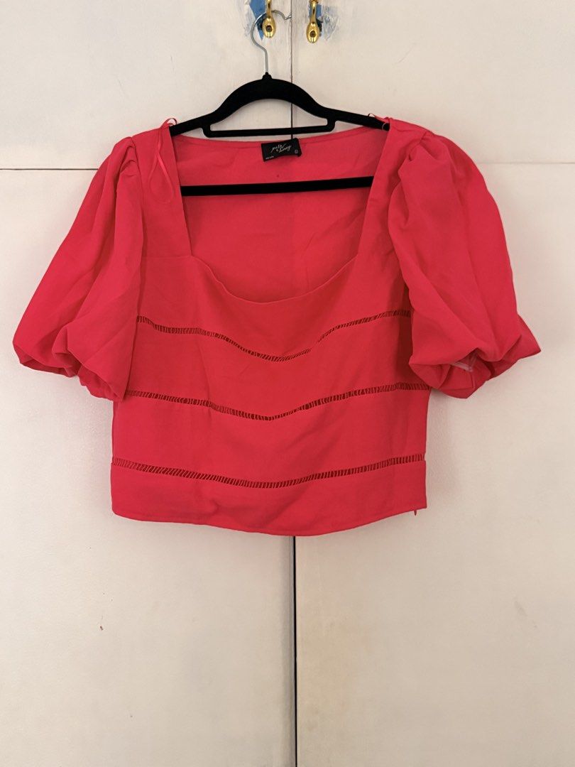 Pink Top (Category: Blouses) located in Cainta. Submitted by vnncassandra (Listing ID 1469873037, Image 2). Description: .