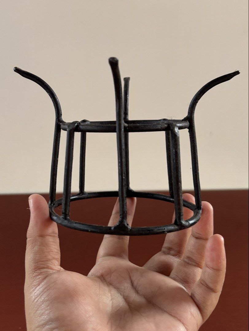 Plant Pot Stand (Category: Pots & Planters) located in Cavite. Submitted by nanangonlineshop (Listing ID 1469918246, Image 2). Description: 📌 Plant Pot Stand 🏷️ P25 ✅ Size: 3.5” x 5” ⚠️ POLICY: ❌ NO COD ✅ AS IS, WHERE IS ✅ FIRST PAY BASIS ✅ MINE NOW, PAY NOW ✅ 3-DAYS HOLD ONLY. UNPAID RESERVATIONS ARE VOIDED. 📍 Location: Cavite 👉 WE SHIP NATIONWIDE (LUZON, VISAYAS & MINDANAO) ✅ MOP: Bank Transfer (BPI) & GCash ✅ Shipping Courier: J&T Express 