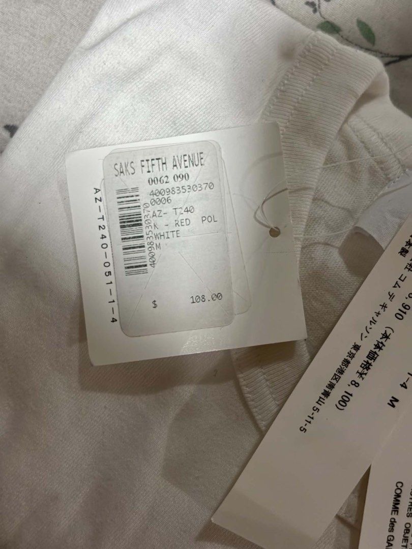 Play Heart Tee (Gomme Des Garcons) FROM US (Category: Tshirts & Polo Shirts ) located in Manila. Submitted by kimmyv. (Listing ID 1469893364, Image 2). Description: FOR SALE ‼️ COMME des GARÇONS PLAY HEART TEE UNISEX 💸 ₱6,500 ONLY 🇺🇸 Brand new from the USA 🏷️ With original price tag 📦 No box/Paperbag ✅ Authentic / Original ✨ Selling because it’s too small for me Bought by my mom from the USA, but unfortunately, hindi kasya sa akin. Sayang na