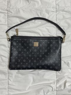 (Category: ) located in . Submitted by by.apreloved (Listing ID 1469913663, Image 1). Description: .