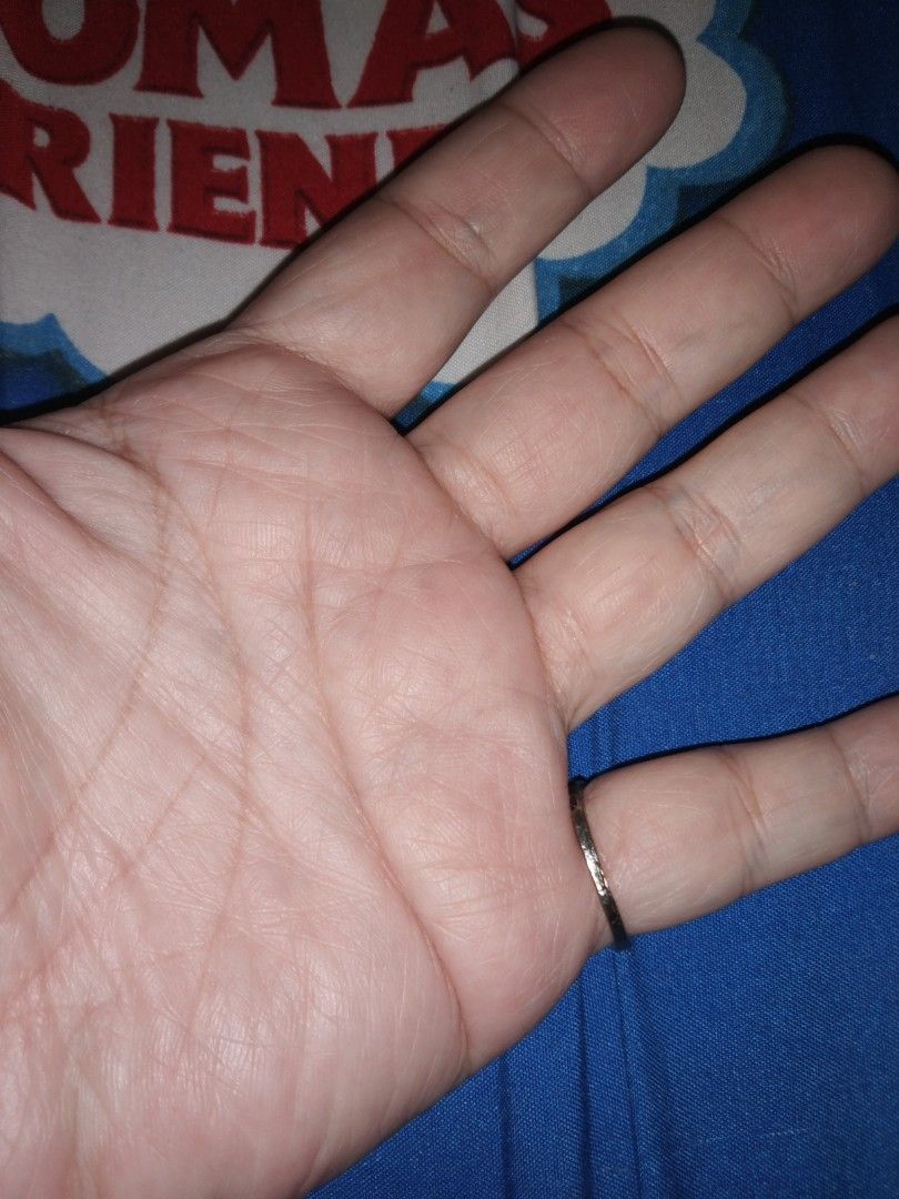 Pointy ring size 7 (Category: Rings) located in Quezon City. Submitted by eidorableshop (Listing ID 1469767669, Image 2). Description: .