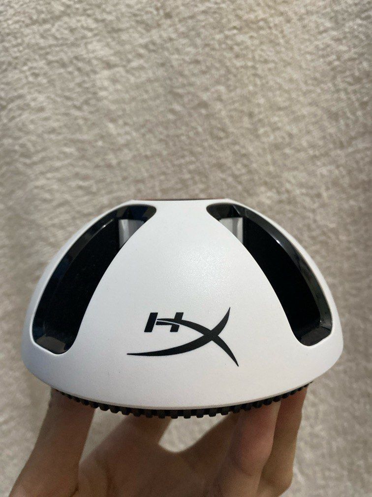Poke ball nintendo controller charger (Category: Chargers) located in Marikina City. Submitted by dreamclaire18 (Listing ID 1469812098, Image 1). Description: Price is negotiable .