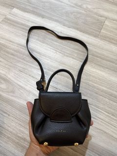 (Category: ) located in . Submitted by thesocialthrift (Listing ID 1469796511, Image 1). Description: .