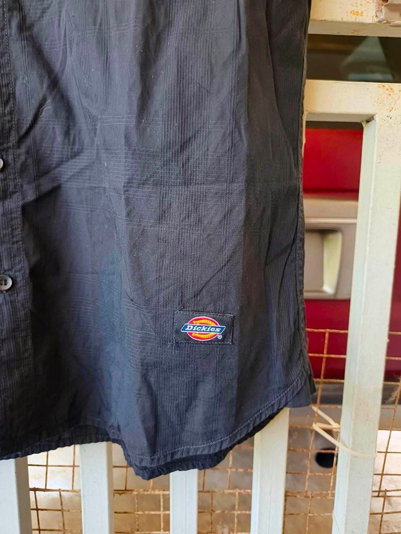 Polo Dickies with Patch (Category: Tshirts & Polo Shirts ) located in Alaminos. Submitted by thriftings625 (Listing ID 1469938147, Image 2). Description: Size: Large No issue Excellent condition No pinholes, no stains, no discoloration Color rate: 9.5/10 black na black.