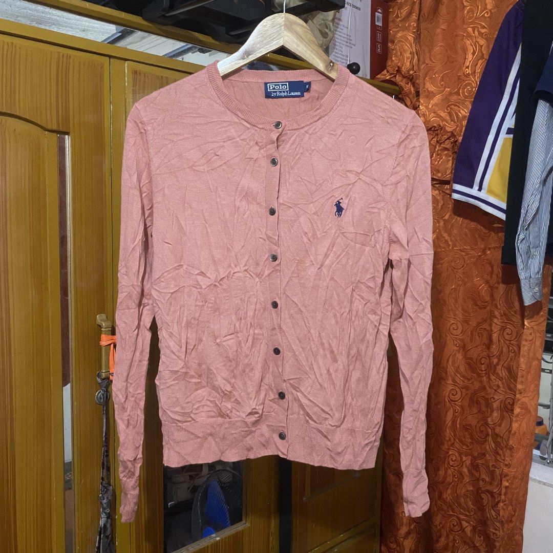 Polo Ralph Lauren Rose Pink Button-Up Cardigans (Category: Coats, Jackets and Outerwear) located in Manila. Submitted by 4114thrifts.ph (Listing ID 1469877553, Image 1). Description: Item Name: Polo Ralph Lauren Rose Pink Button-Up Cardigans (Details) • Size: Small on tag • Dimes: 20x23 • Color Rate: 9.3/10 • Issue/s: Light Stain (See Photo) Mine: 500 + Shipping Fee 📥 Dasmariñas City, Cavite, 4114📍.