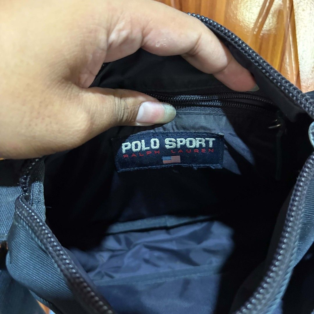 Polo sport sling bag (Category: Sling Bags) located in Carmen. Submitted by aquarius.00 (Listing ID 1469897487, Image 3). Description: excellent no issue.