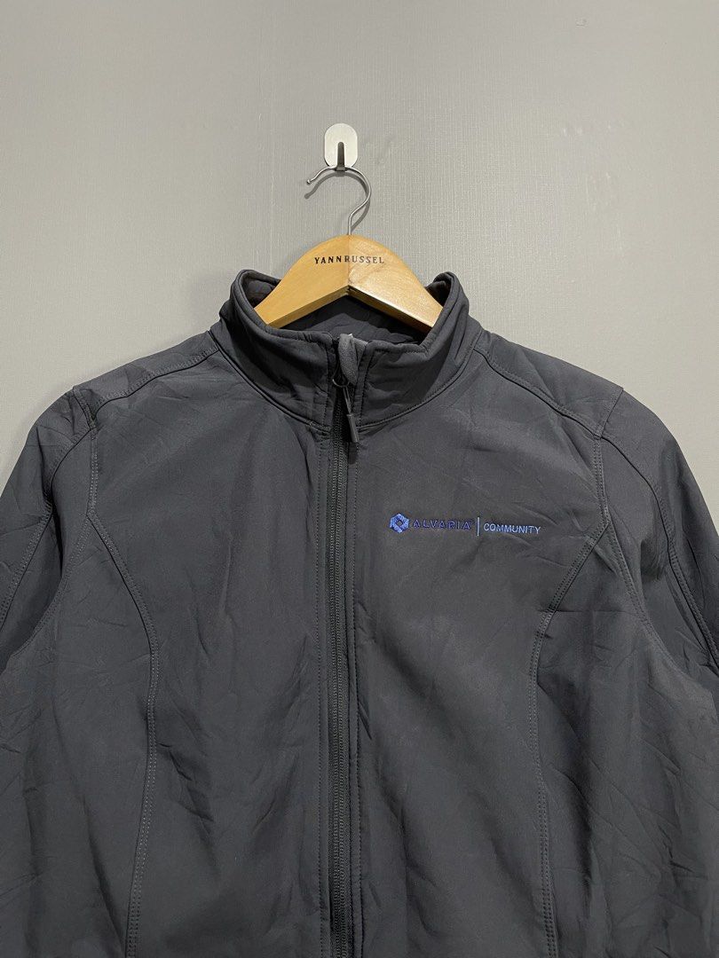 Port Authority Fleece Soft Jacket (Category: Coats, Jackets and Outerwear) located in Davao. Submitted by yannrussel00 (Listing ID 1469869637, Image 3). Description: 📍𝗟𝗼𝗰𝗮𝘁𝗶𝗼𝗻: 𝗗𝗮𝘃𝗮𝗼 𝗖𝗶𝘁𝘆 𝗥𝗘𝗔𝗗 𝗗𝗘𝗧𝗔𝗜𝗟𝗦 𝗕𝗘𝗟𝗢𝗪 ⬇️ ‼️ Size Medium on tag Dimes W19 x L26 Sleeves 25” Condition 10/10 Like new No issue ₱480 + SF .