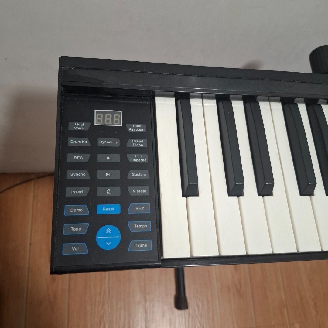 Portable Digital Piano - 88 keys (Category: Musical Instruments) located in Antipolo. Submitted by neveroldph (Listing ID 1469906245, Image 2). Description: functional and ready to use! ✅ Fully working, no issues ✅ Includes piano stand and pedal ✅ Video available upon request for testing ✅ Stand just needs a little cleaning 📏 Dimensions: 128 cm (L) × 17 cm (W) × 5 cm (H) 💰 Original Price: ₱8,000 🛒 Current Online Price: Around ₱9,200 📌 Reason 