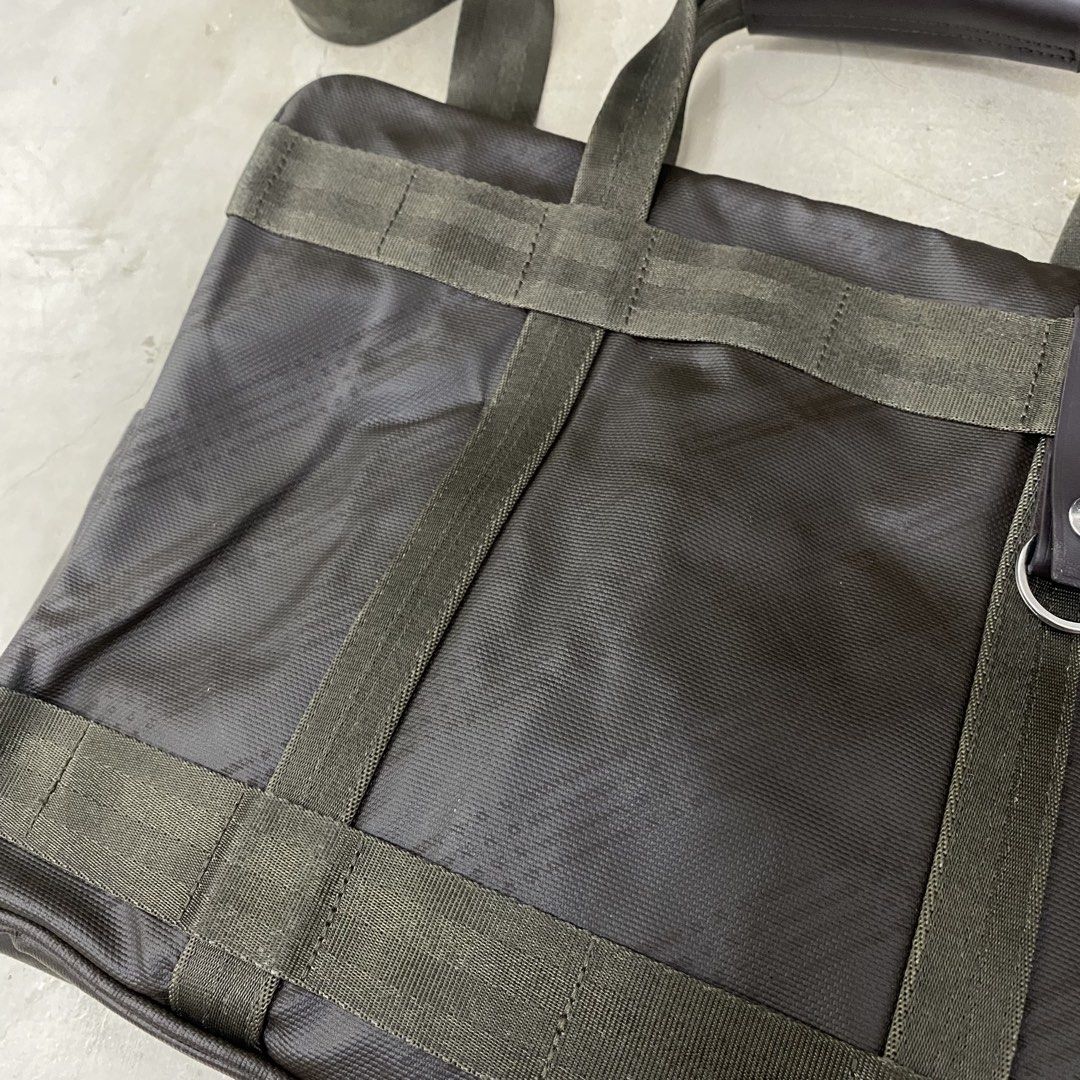 Porter 2-Way Briefcase (Category: Briefcases) located in Baliuag. Submitted by n2s01 (Listing ID 1469881891, Image 3). Description: Porter International 2- Way Briefcase Verygood condition 9.5/10 Rank AB Minor Sign of Usage Pm for more details Authentic .