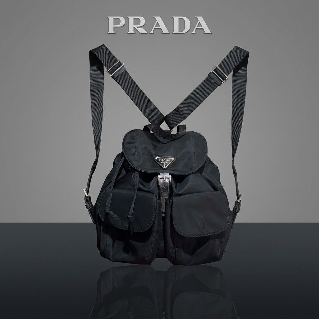 Prada backpack (Category: Backpacks) located in Carmen. Submitted by aquarius.00 (Listing ID 1469897897, Image 1). Description: sign of used ses pictures.