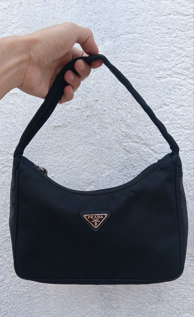 PRADA KILI BAG (Category: Shoulder Bags) located in Legazpi City. Submitted by nashaiza (Listing ID 1469790343, Image 1). Description: PRADA KILI made in italy code lampo under zipper excellent condition no issue Japan Source *authenticity not guarantee no return/no exchange policy MOP:GCash Courier:J&T Express.