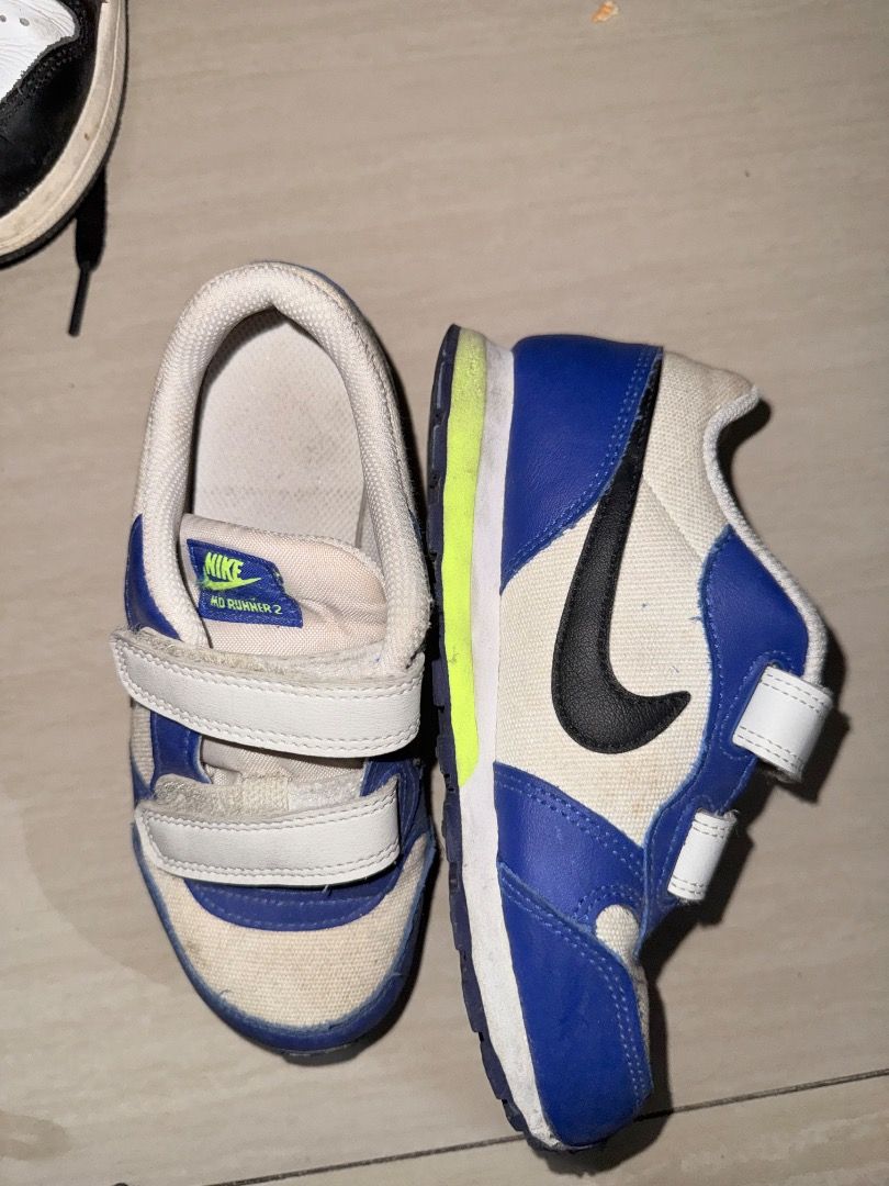 Pre loved Authentic Nike Shoes (Category: Babies & Kids Fashion) located in Pasig City. Submitted by carog20 (Listing ID 1469890348, Image 3). Description: Bundle of 3 pairs of used but not abused needs cleaning only Perfect for everyday shoes for school and play. * JORDAN LEGACY 312 Low - US 13.5C UK 13 EURO31.5 CM 19.5 * Air Jordan 1 Retro High - US 1Y UK 13.5 EURO 32 CM 20 *Nike MD Runner 2 US 12C UK 11.5 EURO 29.5 CM 18 .