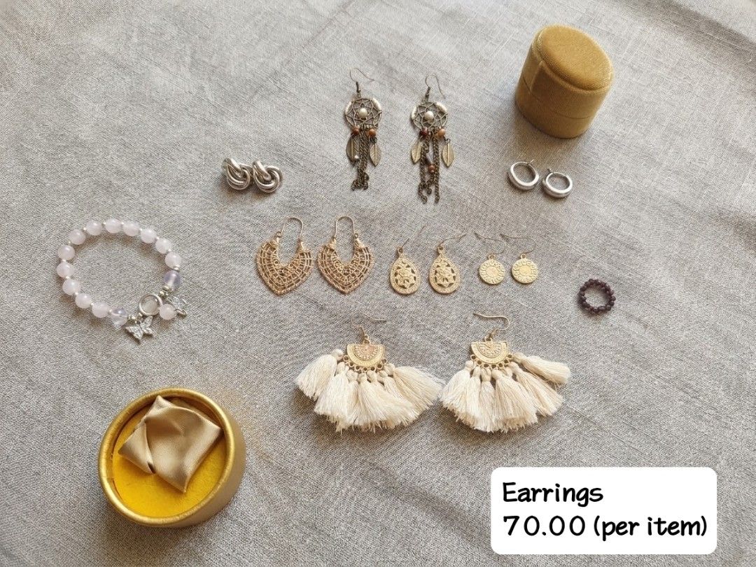 Pre-love Earrings, for Sale! (Category: Earrings) located in Taguig. Submitted by twayyy (Listing ID 1469938020, Image 1). Description: Sis! Decluttering my jewelry box and selling these gorgeous pre-loved earrings! 💖 Super pretty designs ranging from boho tassels and dreamcatchers to cute everyday hoops and drops. Perfect pampaganda for your OOTDs without breaking the bank! Send me a message kung anong bet mo before maubusan!.