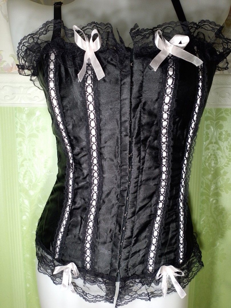 Preloved Black Gothic Corset Top Large (Category: Others Tops) located in Dasmarinas. Submitted by ms.happycorsets (Listing ID 1469893770, Image 2). Description: Preloved Black Corset Top Black Color Can Fit Large size Starting waistline 30-32 inches length 22 inches Not Stretchable Fabric Not Padded Has Lace tie Adjustable at the back Has Front Hooks Has 10 Soft bones with Slight flaws left light pink ribbon has satin run Actual Photo Color may 