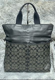 (Category: ) located in . Submitted by rqueenluxuryph (Listing ID 1469836547, Image 1). Description: .