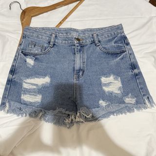 (Category: ) located in . Submitted by llapbbb_ (Listing ID 1469854584, Image 1). Description: .