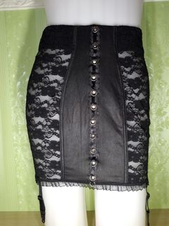 (Category: ) located in . Submitted by ms.happycorsets (Listing ID 1469884045, Image 1). Description: .