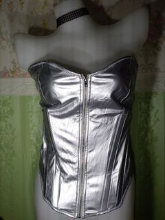 (Category: ) located in . Submitted by ms.happycorsets (Listing ID 1469897286, Image 1). Description: .