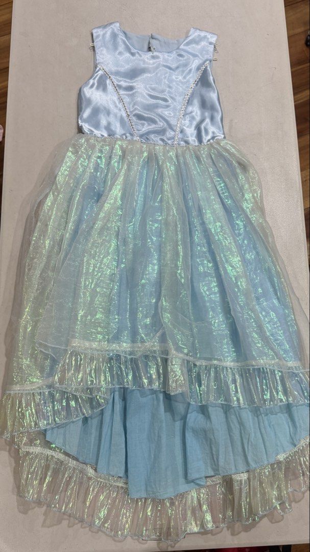 Princess costume (Category: Babies & Kids Fashion) located in Mandaluyong City. Submitted by lovely_things_ph (Listing ID 1469839202, Image 1). Description: .
