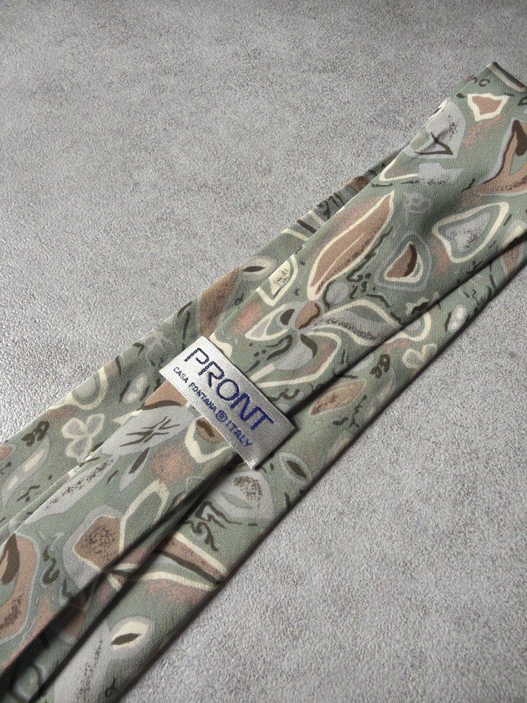 Pront Italian Necktie (Category: Ties) located in Pasig City. Submitted by chamoisee (Listing ID 1469826271, Image 2). Description: Pront Italian Necktie.