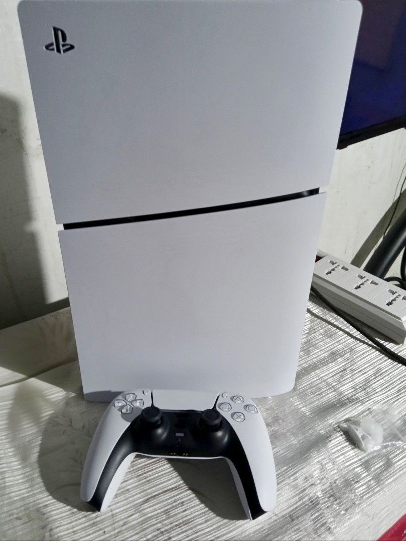 PS5 SLIM 1 TB DIGITAL LATEST MODEL MATTE (Category: PlayStation) located in Manila. Submitted by rvelilla (Listing ID 1469913436, Image 2). Description: 🎮 FOR SALE: PS5 SLIM 1TB DIGITAL EDITION 🔥 💰 PRICE: ₱26,999 Get ready for GTA 6! 🎮🔥 ✅ PS5 Slim 1TB Digital Edition ✅ Latest Matte Version ✅ Hassle-free gaming — no need to insert game discs ✅ Enjoy a wide selection of games with a PS Plus Deluxe subscription ✅ 1 Controller Included ✅ Clean c