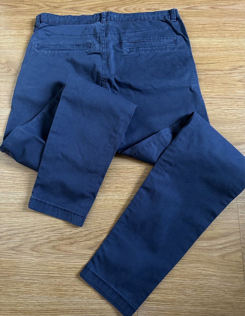 Pull & Bear Blue Chinos Size SmallEUR 36 (Category: Jeans) located in Mandaluyong City. Submitted by unworntobarelyworn (Listing ID 1469859817, Image 3). Description: - Condition: 10/10 - Brand: Pull & Bear - Style: Slim fit chino pants - Color: Dark Blue - Size: EUR 36 / MEX 26 - Closure: Button and zip fly - Condition: Clean fabric with good quality stitching throughout.