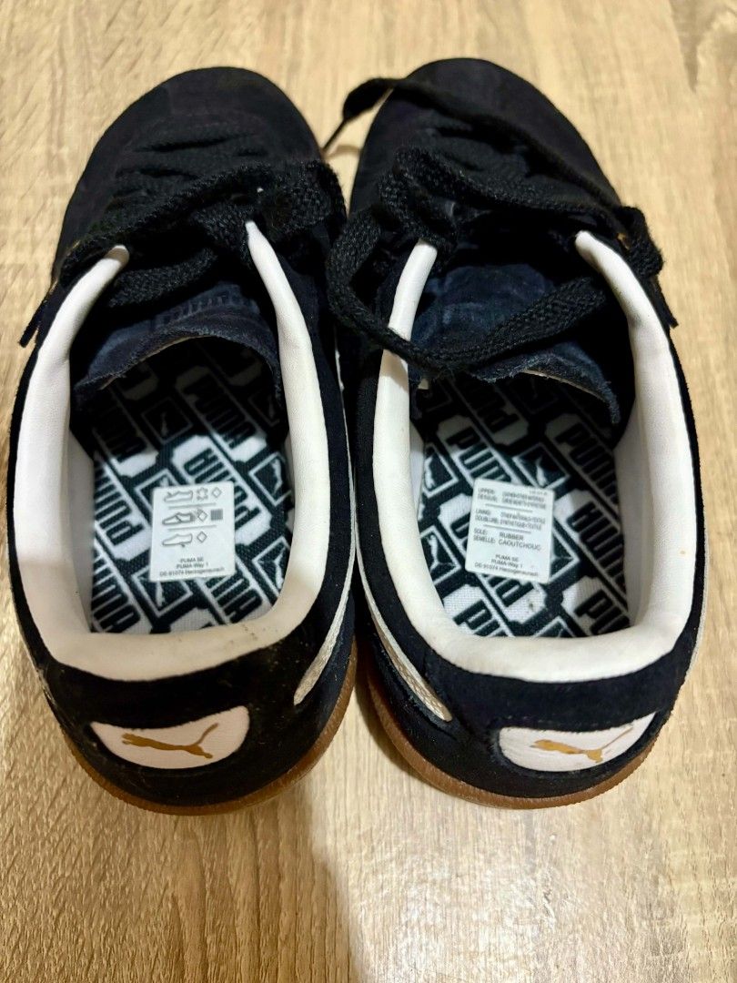 Puma Palermo Black Gumsole (Category: Sneakers & Footwear) located in Mandaluyong City. Submitted by reverendsdaughter (Listing ID 1469936997, Image 3). Description: Used like 3 lang ata kasi I have a bunch of pairs and di nasusuot since I’m WFH and I don’t go out a lot. Complete size details indicated in the box. US Men’s 6 fits perfectly sa Women’s 8 or 7.5. RFS: moving out.