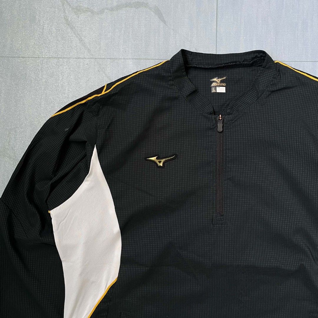Quarter zip (Category: Coats, Jackets and Outerwear) located in Cavite. Submitted by arthriftofficial. (Listing ID 1469801285, Image 2). Description: .