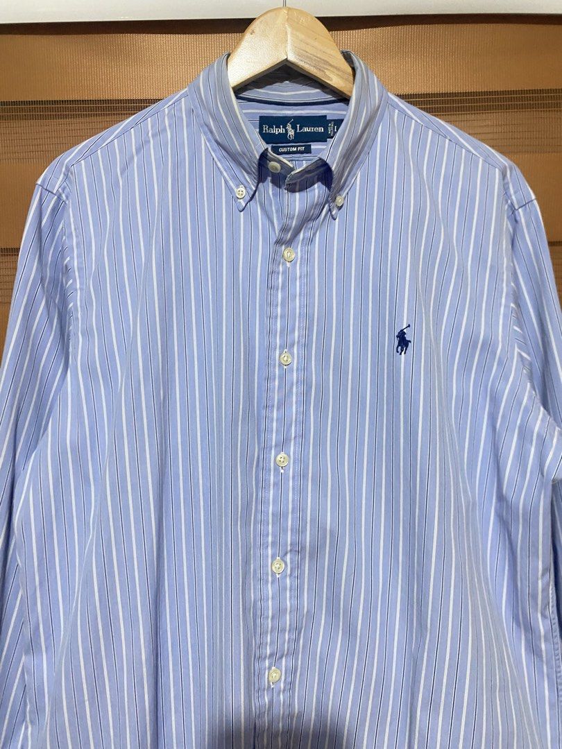 RALPH LAUREN STRIPE BUTTON DOWN (Category: Formal Shirts) located in Quezon City. Submitted by dawnduethrift (Listing ID 1469927411, Image 2). Description: 🏷️ RALPH LAUREN STRIPE BUTTON DOWN Must Have! CONDITION: 9/10 COLOR RATE: 9.5/10 UNEVEN COLOR MAY DUE TO LIGHTING! SIZE: LARGE DIMES: L 30 W 23 MINE: 1,250 💸 JUST DM ME IF YOU'RE INTERESTED! MoP: Gcash Delivery: Lalamove and J&T 📍 Quezon city, Commonwealth.