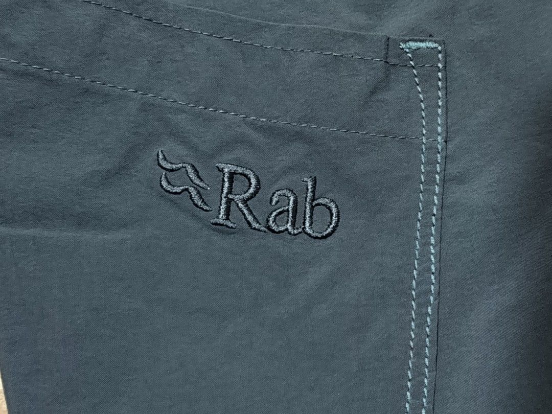 Ran Hiking Short (Category: Activewear) located in General Santos City (Dadiangas). Submitted by alfredanth42291 (Listing ID 1469819450, Image 2). Description: RAB HIKING SHORT dark grey womens M-L W: 33-35 L: 13 -2 side pocket -2 back pockets -95% polyamide -5% elastane ✓✓excellent condition 400 #trekking #outdoor #mountaineerinf.